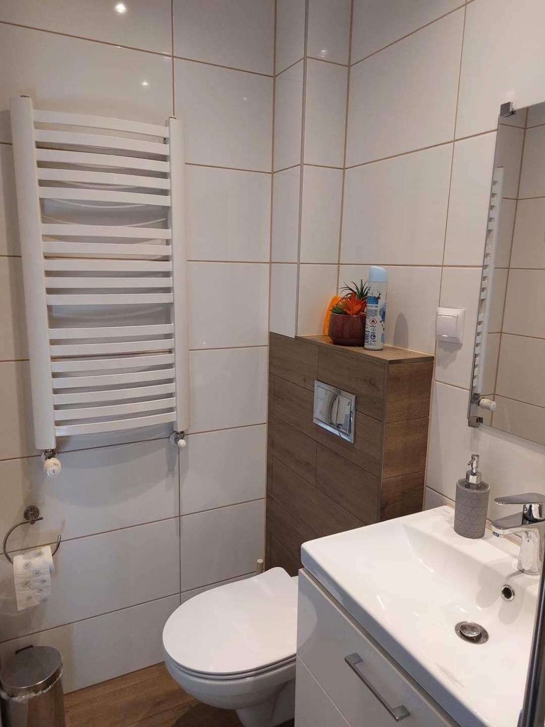 Lawendowy Zakatek Apartment Graboszyce Ngoại thất bức ảnh
